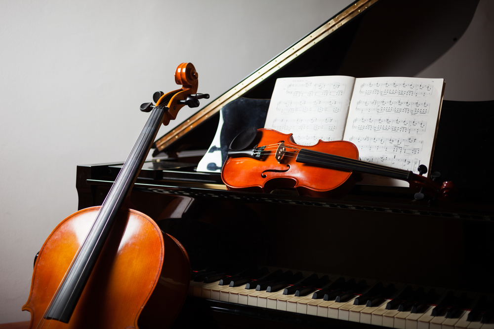 Classical,Music,Concept:,Cello,,Violin,,Piano,And,A,Score